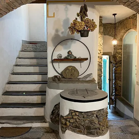 1 Bedroom Amazing Apartment In Valdipino