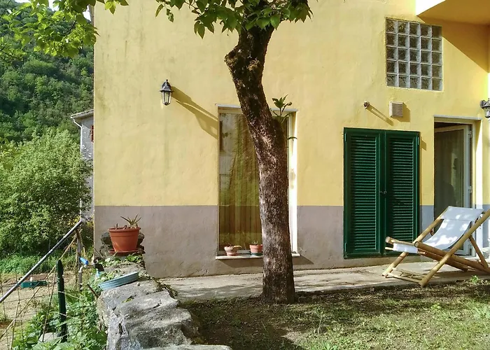 2 Bedroom Lovely In Valdipino