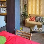 2 Bedroom Lovely In Valdipino