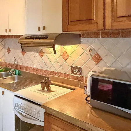 Appartamento 1 Bedroom Amazing Apartment In Valdipino Camedone