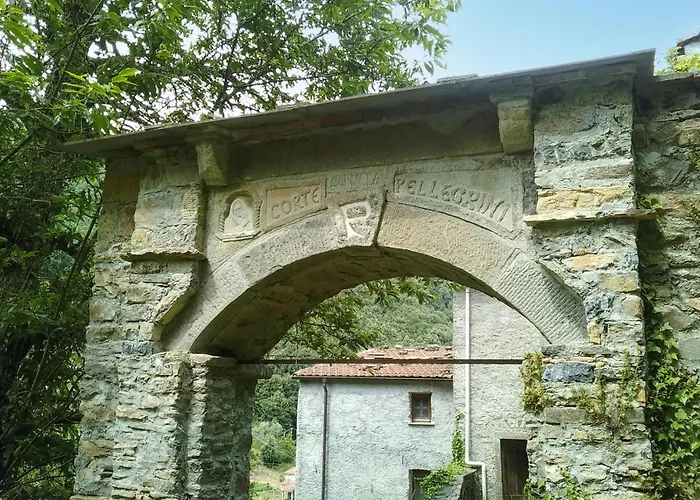 2 Bedroom Lovely In Valdipino Camedone